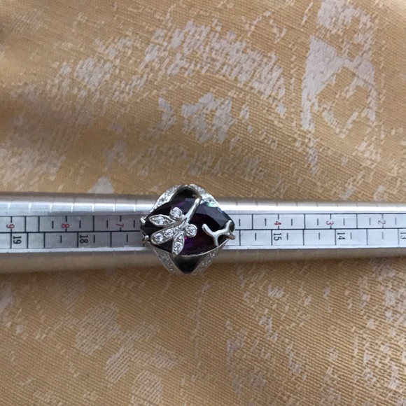 925 Sterling Silver w Large Marquis Purple CZ Cocktail Ring and Silver Accents - Picture 7 of 10